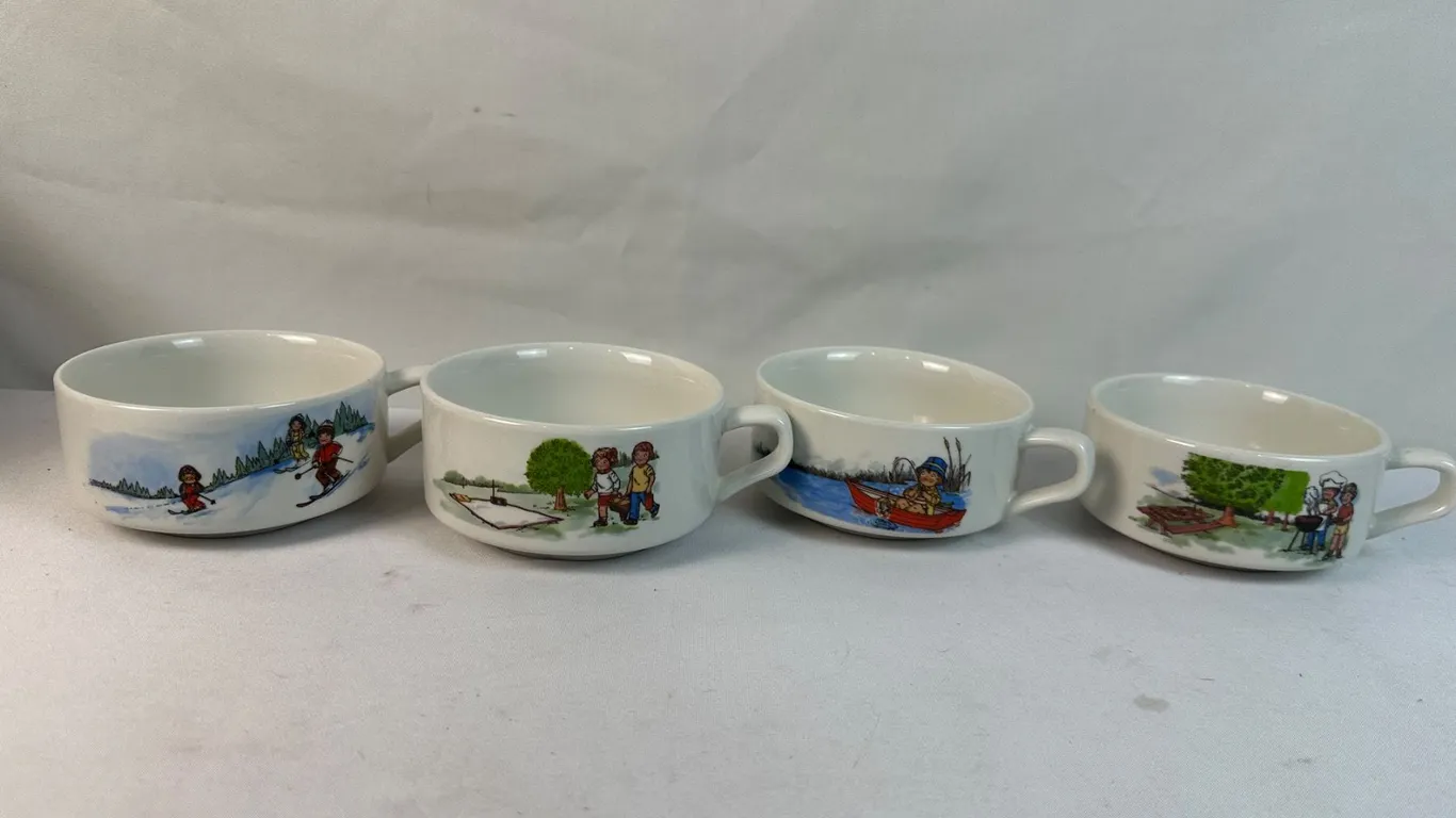 4 Vintage Campbell Soup Bowls