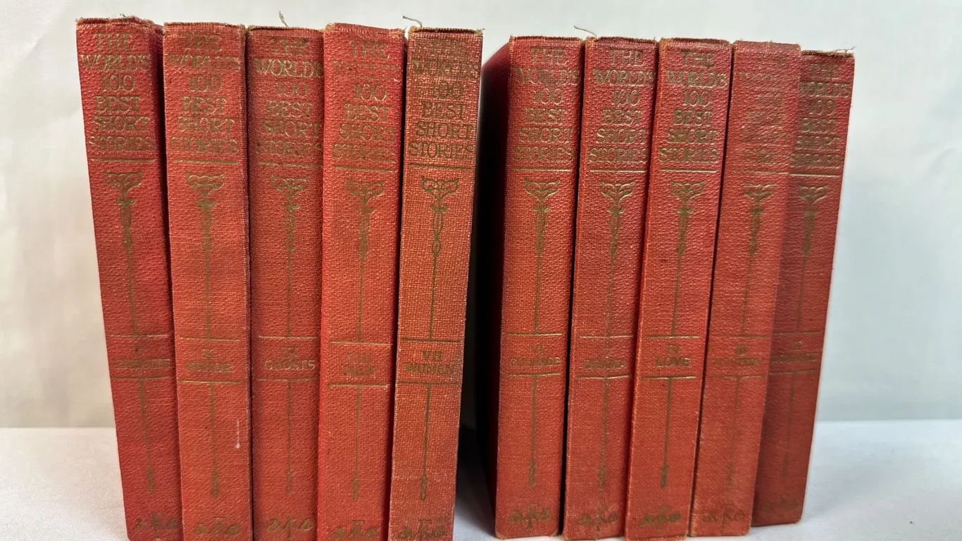 Worlds 100 Best Short Stories - 10 Books - 1927