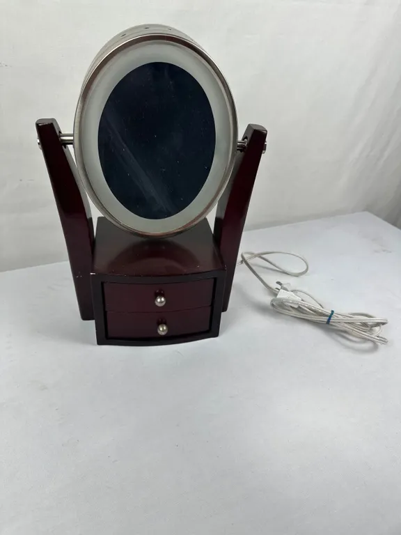 Mackup Mirror & Earrings