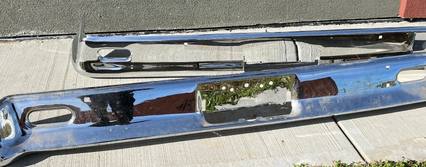 2 Vehicle Fenders