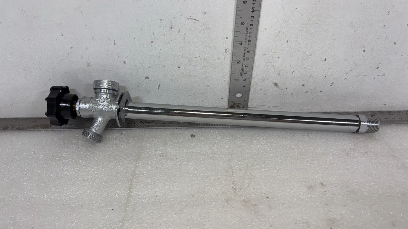 Outdoor Faucet / Hydrant, Approx. 17"x3" *Unreserved*