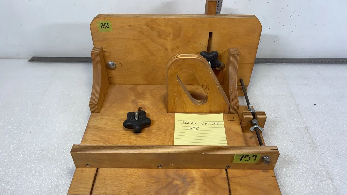 Tenon Cutting Jig, Approx. 15"x14"x8" *Unreserved*