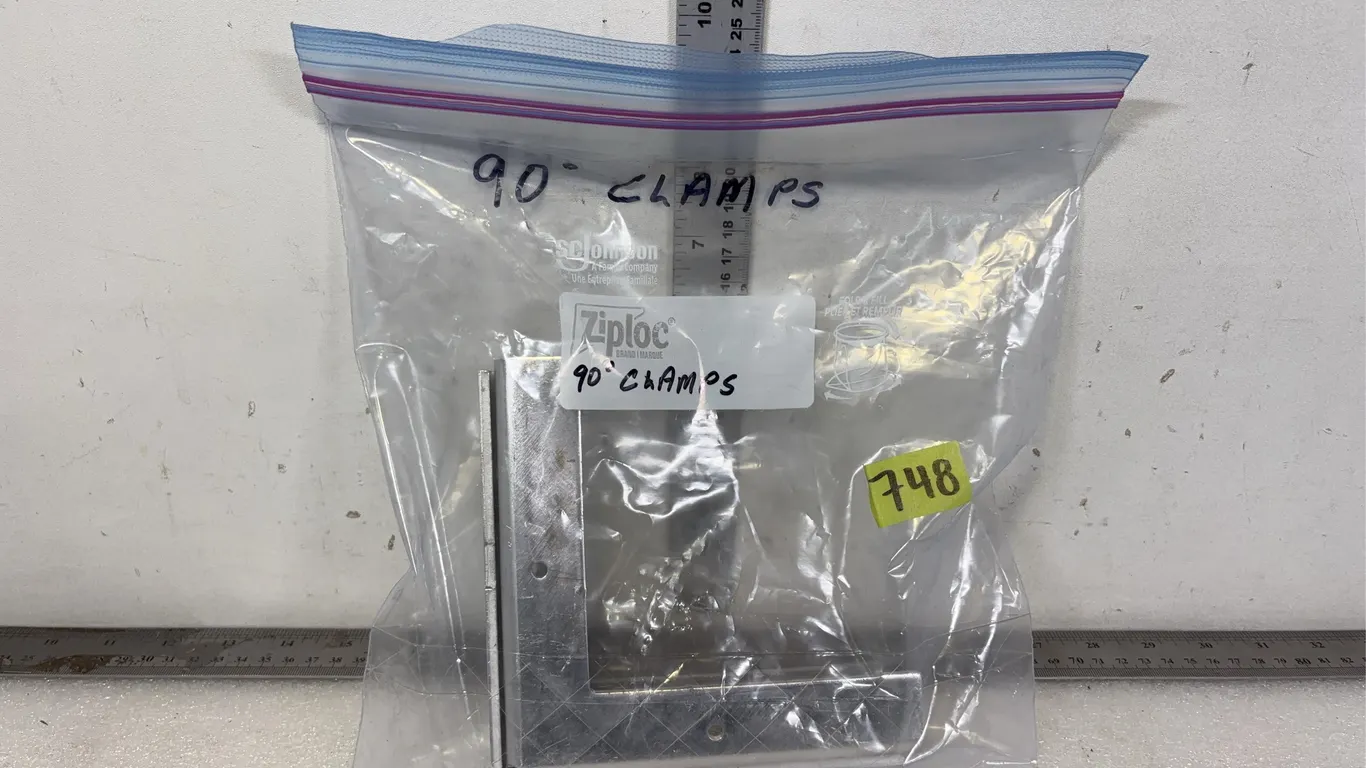 2 - 90 Degree Clamps *Unreserved*