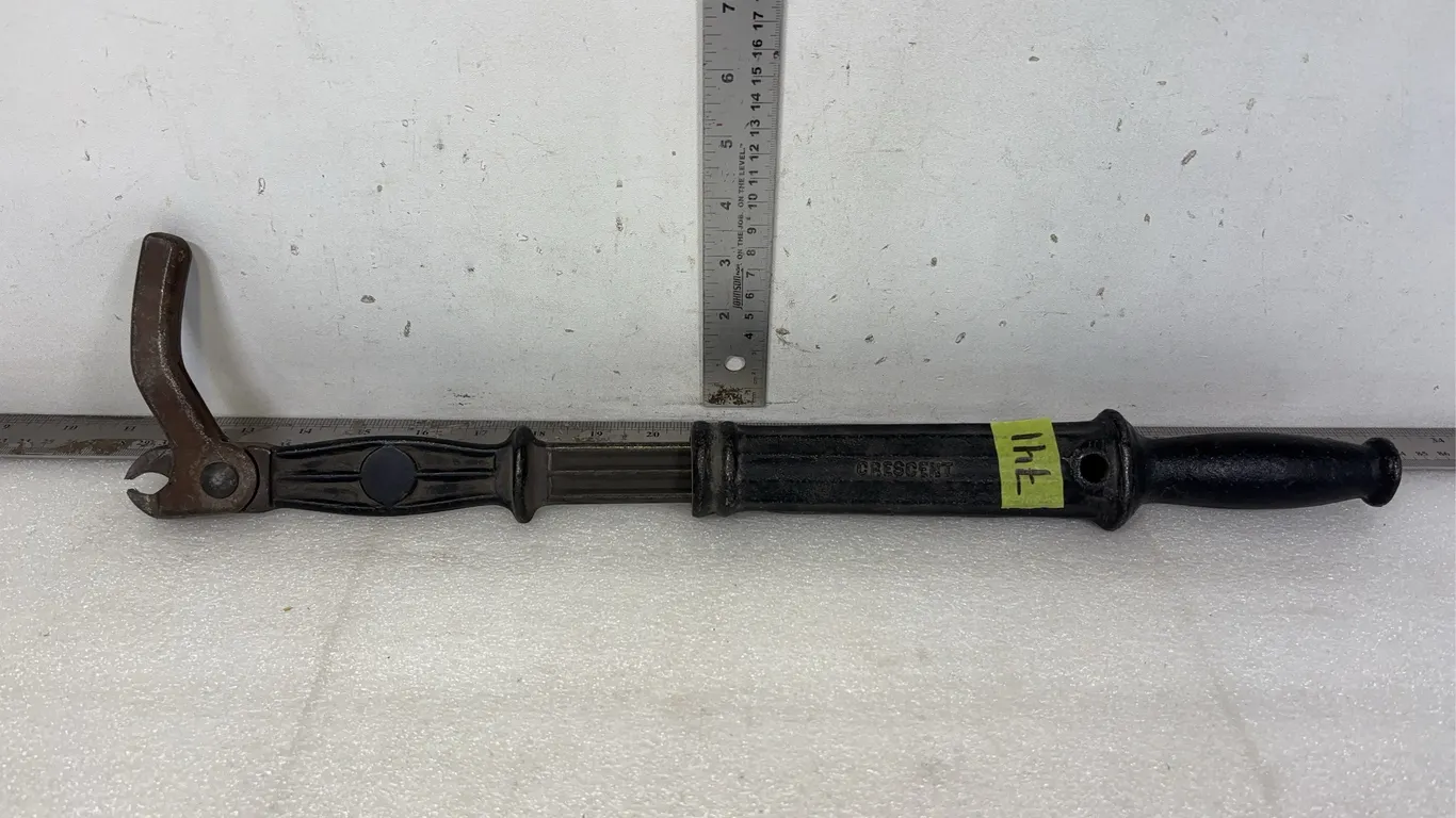 Crescent No. 56 Suregrip Nail Puller *Unreserved*