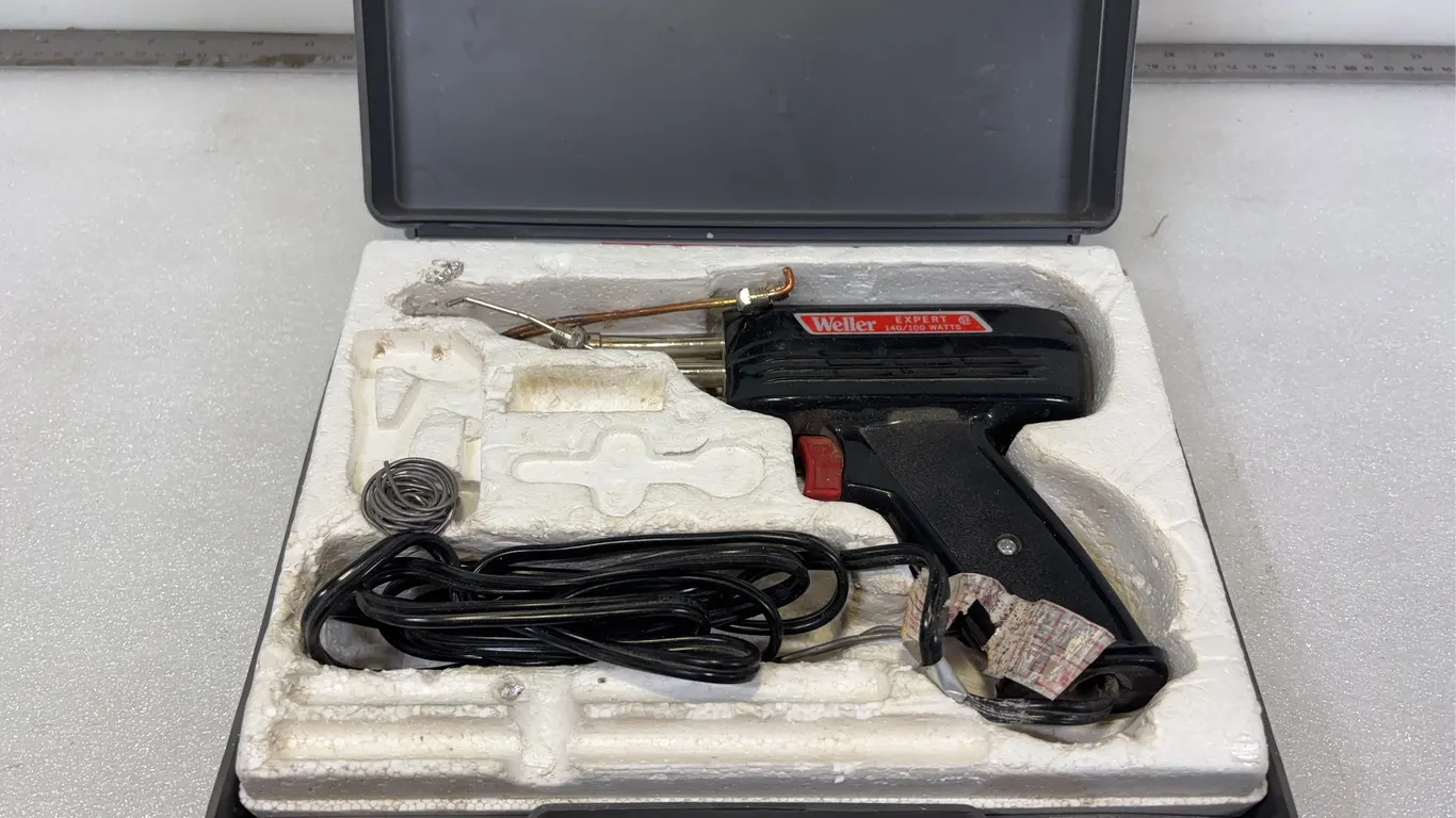Weller Dual-Heat Soldering Gun Model 8200 *Unreserved*