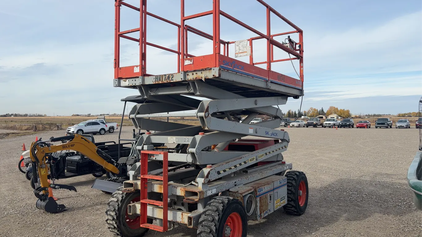 Skyjack SJ7127 Scissor Lift Approx. 27' *Unreserved*