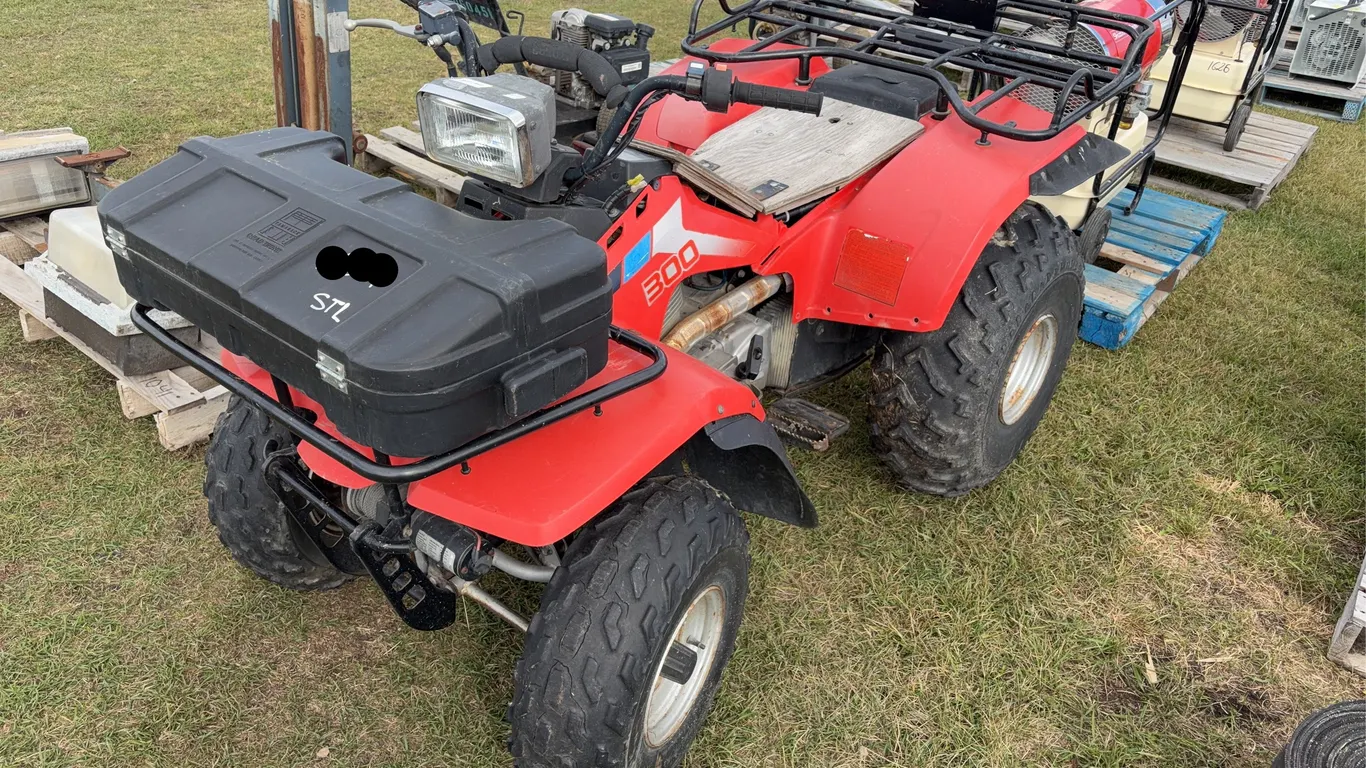 1986 Suzuki 300CC 3000 Series Quad ( Non Runner )*Unreserved*