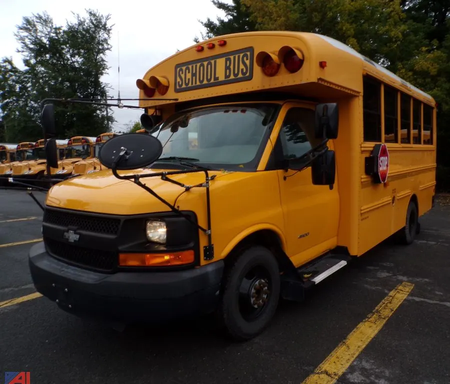 2017 Thomas Express Minotour School Bus with Wheelchair Lift
