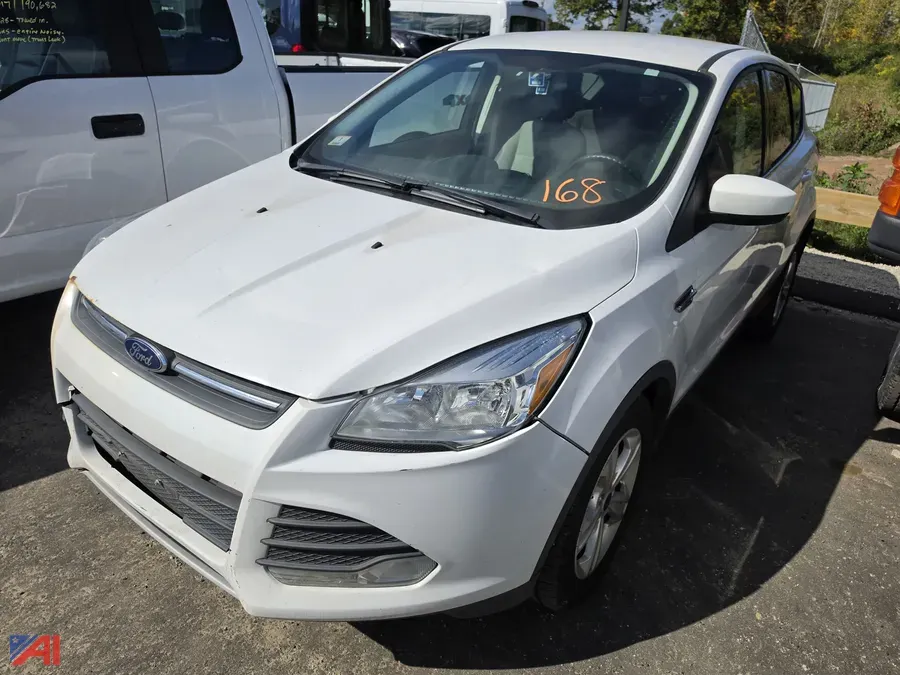 2016 Ford Escape SUV (E967)