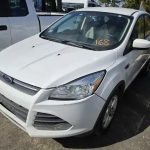 2016 Ford Escape SUV (E967)