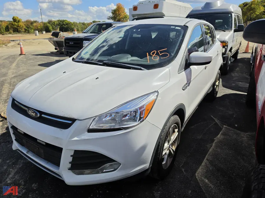 2015 Ford Escape SUV (E944)