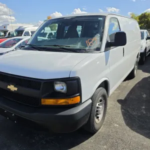 2014 Chevrolet Express 2500 Cargo Van (C572)