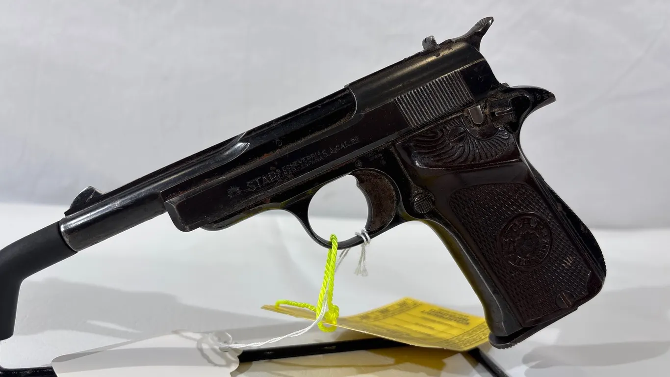 STAR MODEL F .22 PISTOL