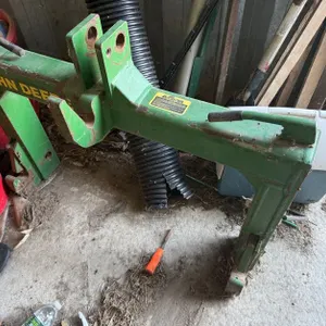 John Deere Quick Hitch, 34 1/2" Center To Center