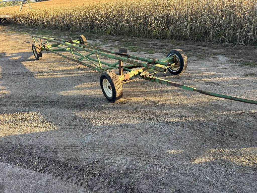 27’ Header Trailer, 4 Wheel
