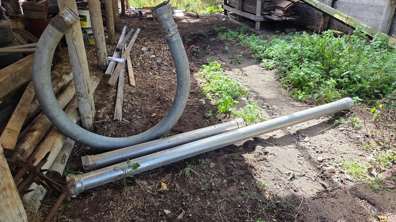 Grain Vac Pipe for Handlair 560, 8’ Flexible and 10’ Solid Pipe, Buying All for One Money. This Item