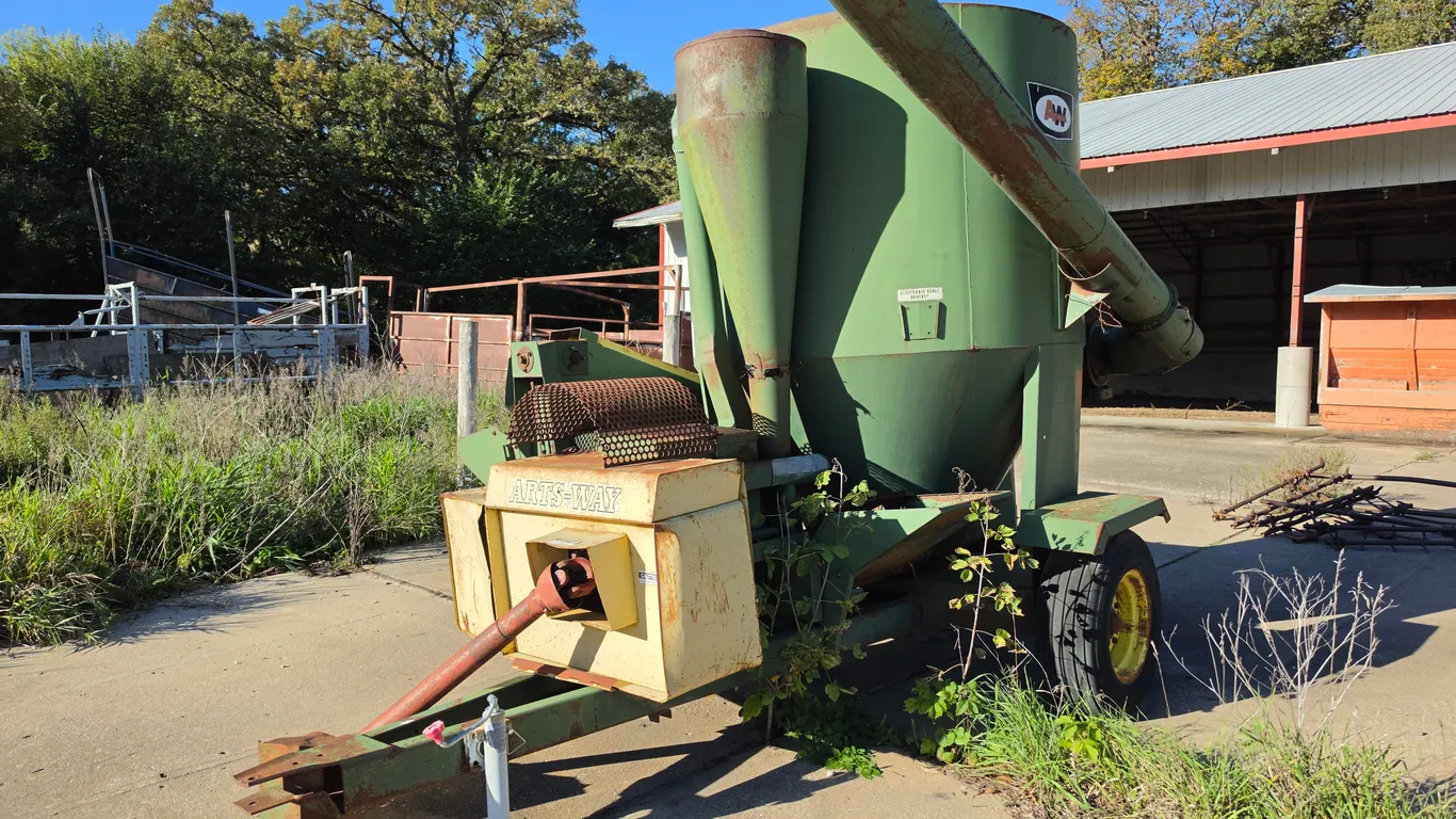Arts-Way 425-A Feed Mill, 540 PTO, 15” Tires on 6 Bolt Rims (Needs 1 Tire), Has Not Been Used in a N