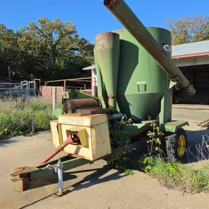 Arts-Way 425-A Feed Mill, 540 PTO, 15” Tires on 6 Bolt Rims (Needs 1 Tire), Has Not Been Used in a N