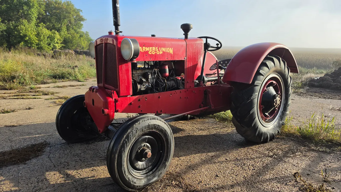 Farmers Union Co-op Wide Front Tractor, 13-28 Rears, Gas, 6-16 Fronts, Last Ran in ‘24