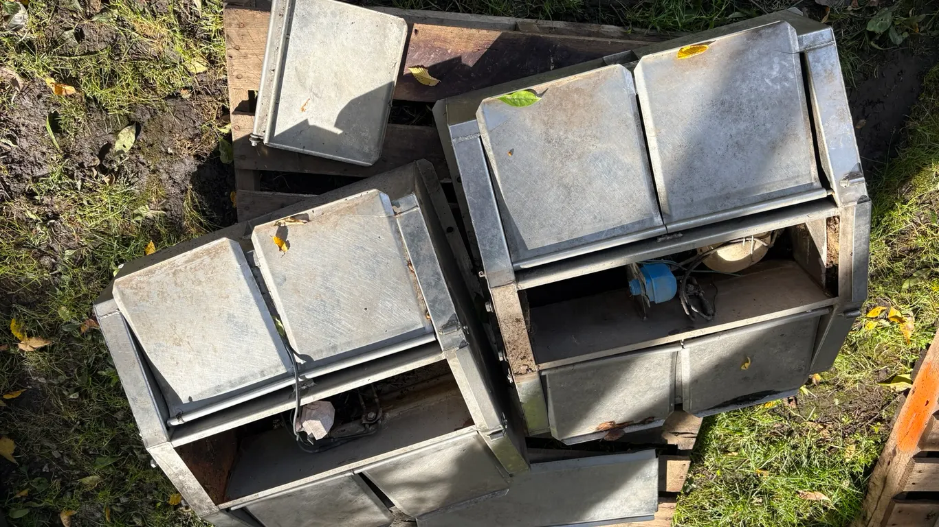 (2) Stainless Steel Hog Waterers, 4 Hole, Heated, Insulated , Buying All For One Money
