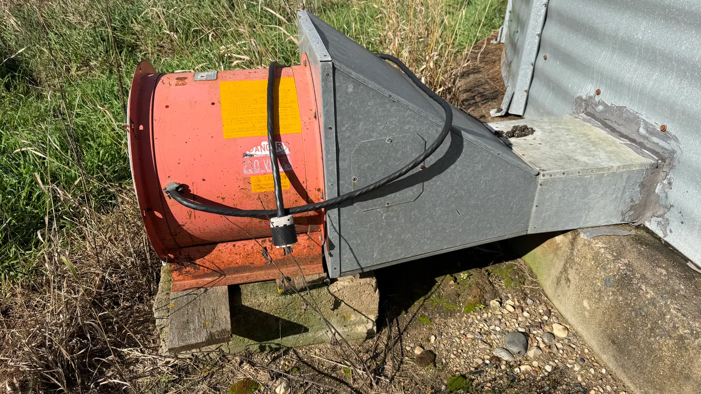 (2) Caldwell 18" Bin Fans With Transition, 1.5 HP Motor, 115V, Worked When Last Used 4 Years Ago, Sp