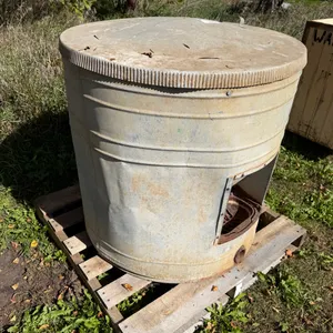 Pride Of The Farm Hog Waterer, Heater / Thermostat, Has Power Cord