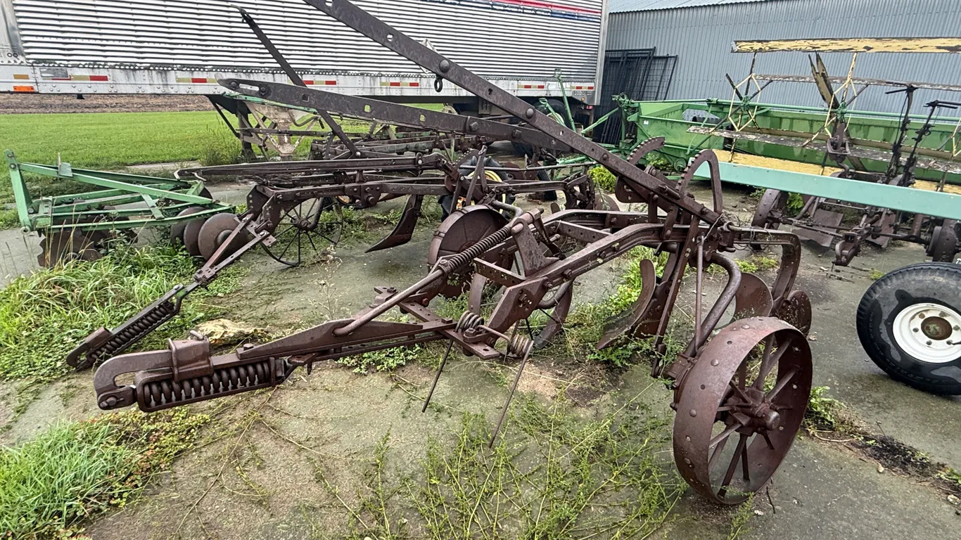 2 Bottom John Deere Plow On Steel Wheels (1)