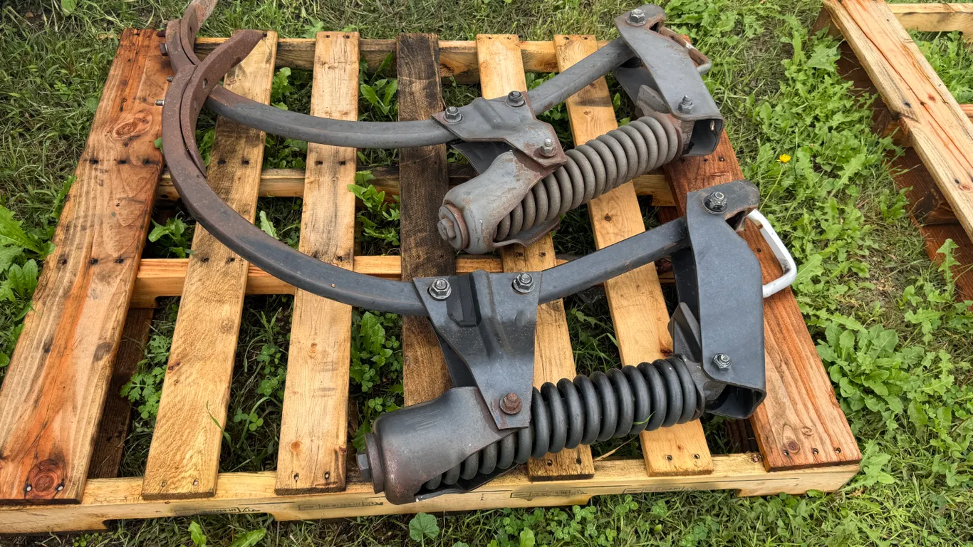 (2) John Deere True Depth Standards For Chisel Plow