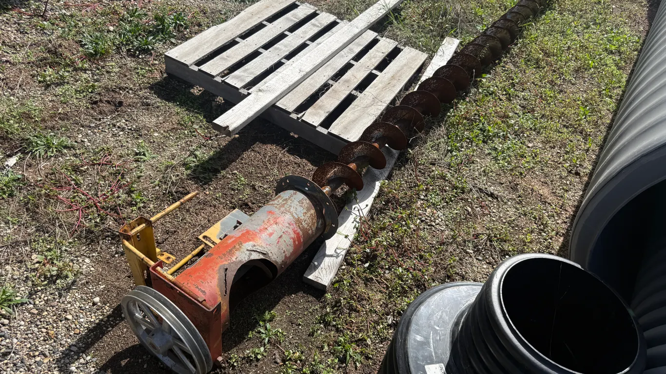 Unload Auger, 8" X Approx 14 Ft