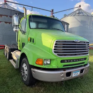 2007 Sterling Semi Tractor, Day Cab, Mercedes Engine, 10-Speed AutoShift, 275/80R22.5 Fronts, 295/75