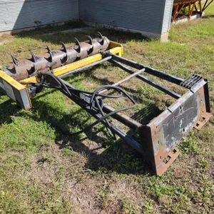 Northern Technologies Hydraulic Skid Loader Silage Pile Facer, 6’ Wide, Universal Skid Loader Hookup