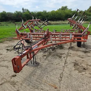 WilRich Approx 21’ Field Cultivator with 2 Bar Coil Tine Harrow, 15” Tires on 6 Bolt Rims, Hydraulic
