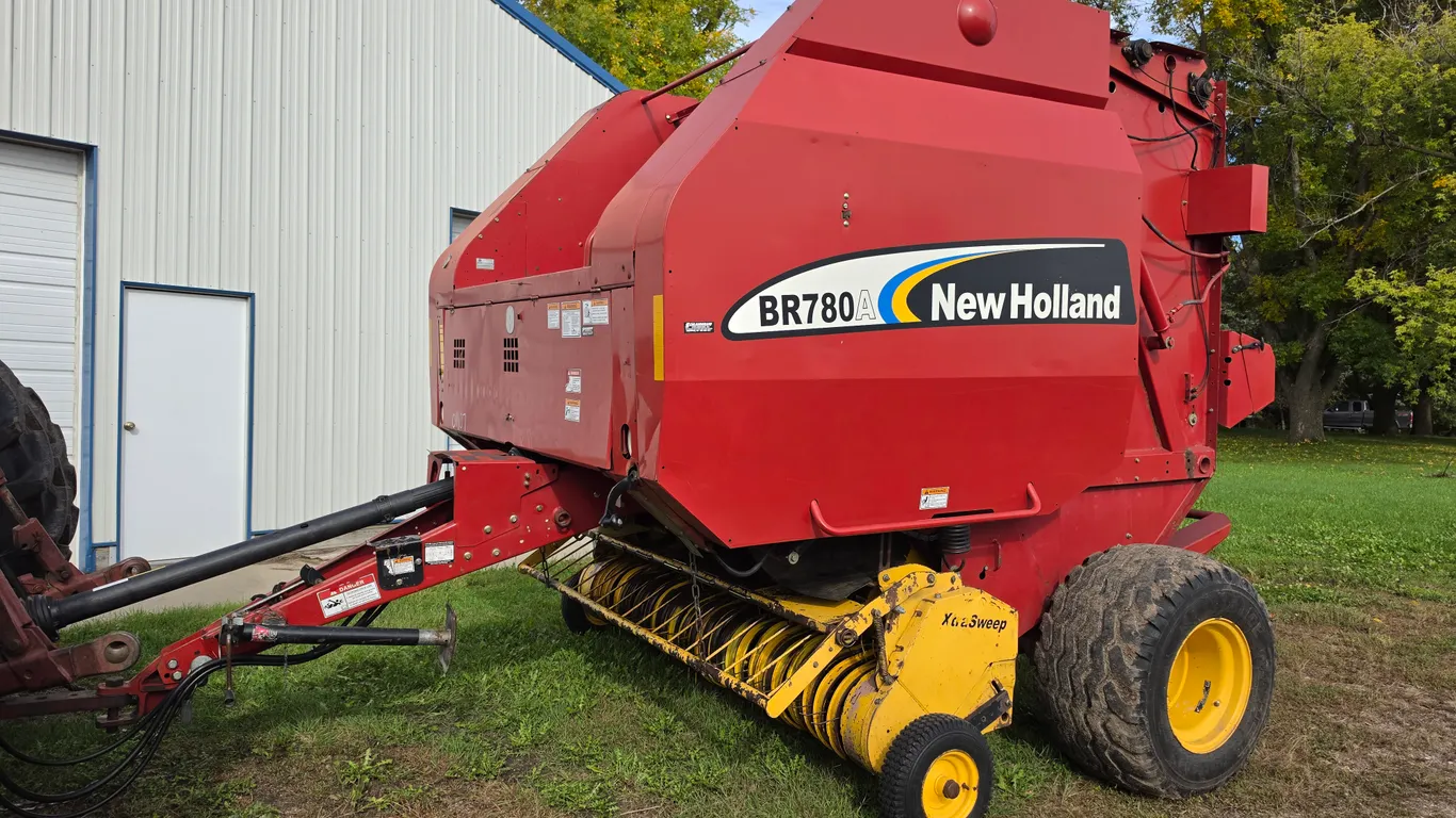 2005 New Holland BR780A Round Baler, 19,769 Bales (Might go up as Still in Use) 5 x 6 Bales, Net Wra