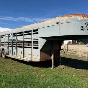 1979 Kiefer Built 22' Gooseneck Livestock Trailer, 6' Wide, Tandem Axle, 6-Bolt Hubs, 225/75R15 Tire