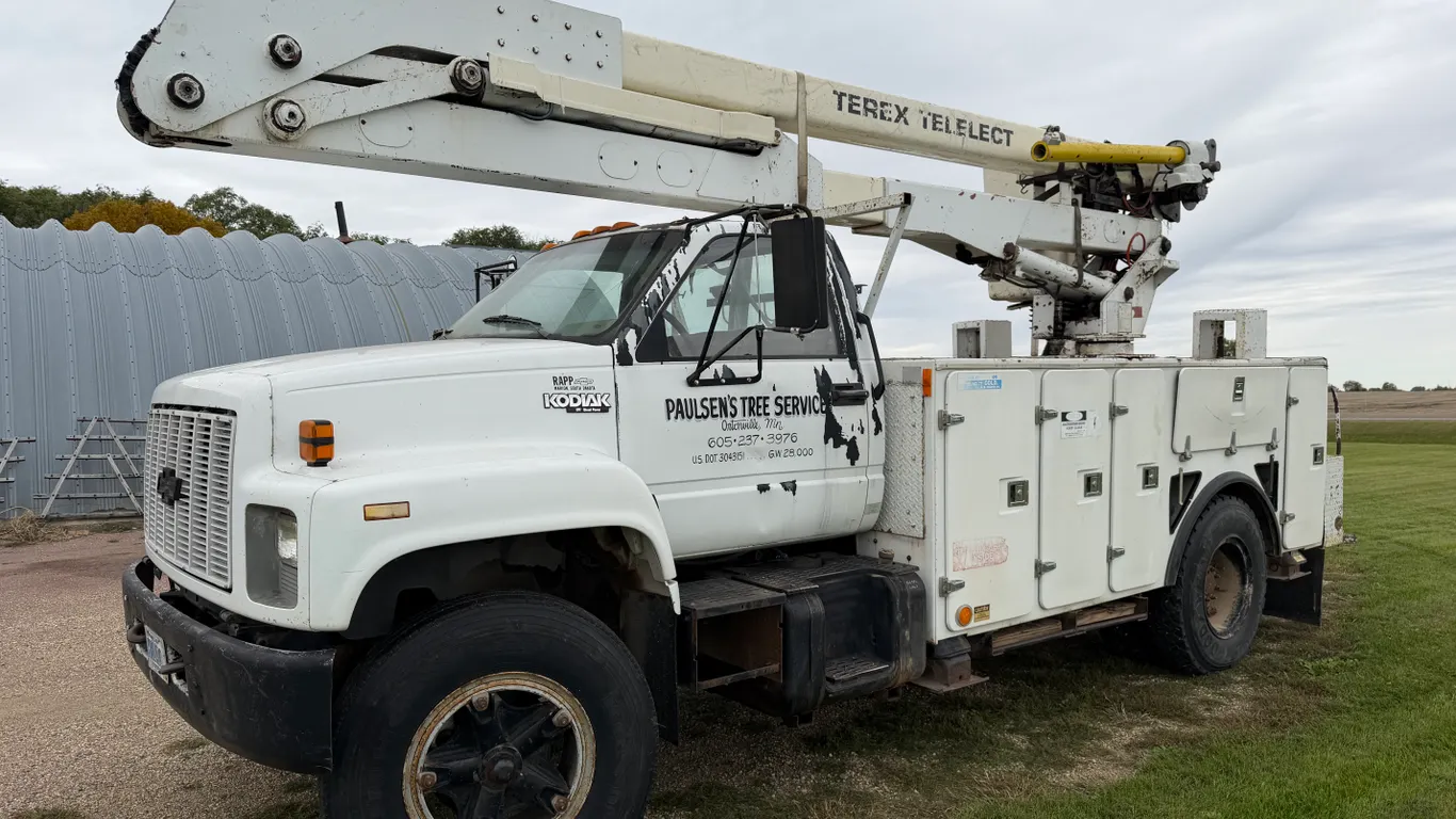 1990 Chevrolet Kodiak 50' Boom Truck, Basket Needs Repair, One Cylinder Needs Repair, Fiberglass Ser