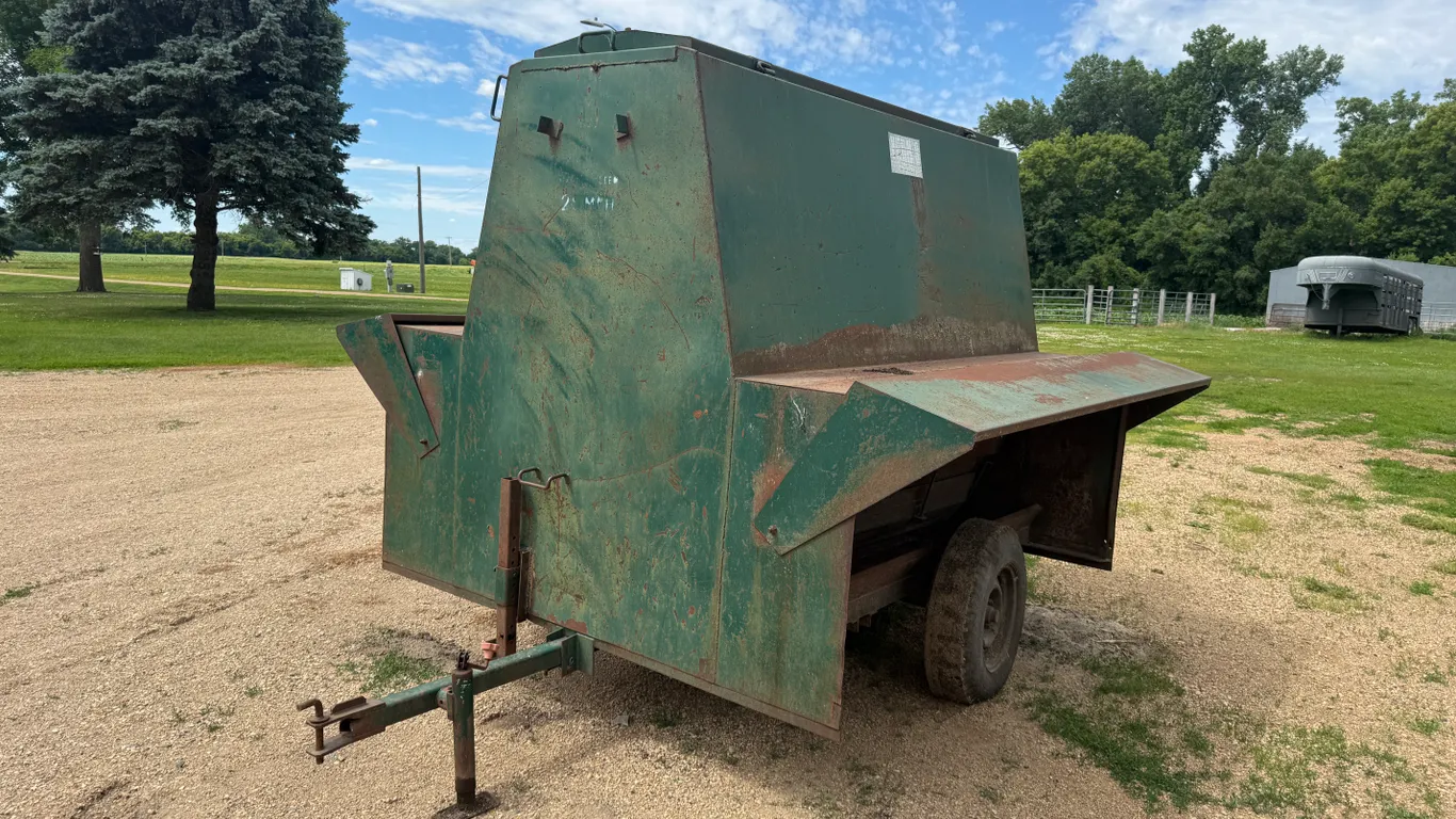 Verns Creep Feeder, Could Use a Little Repair