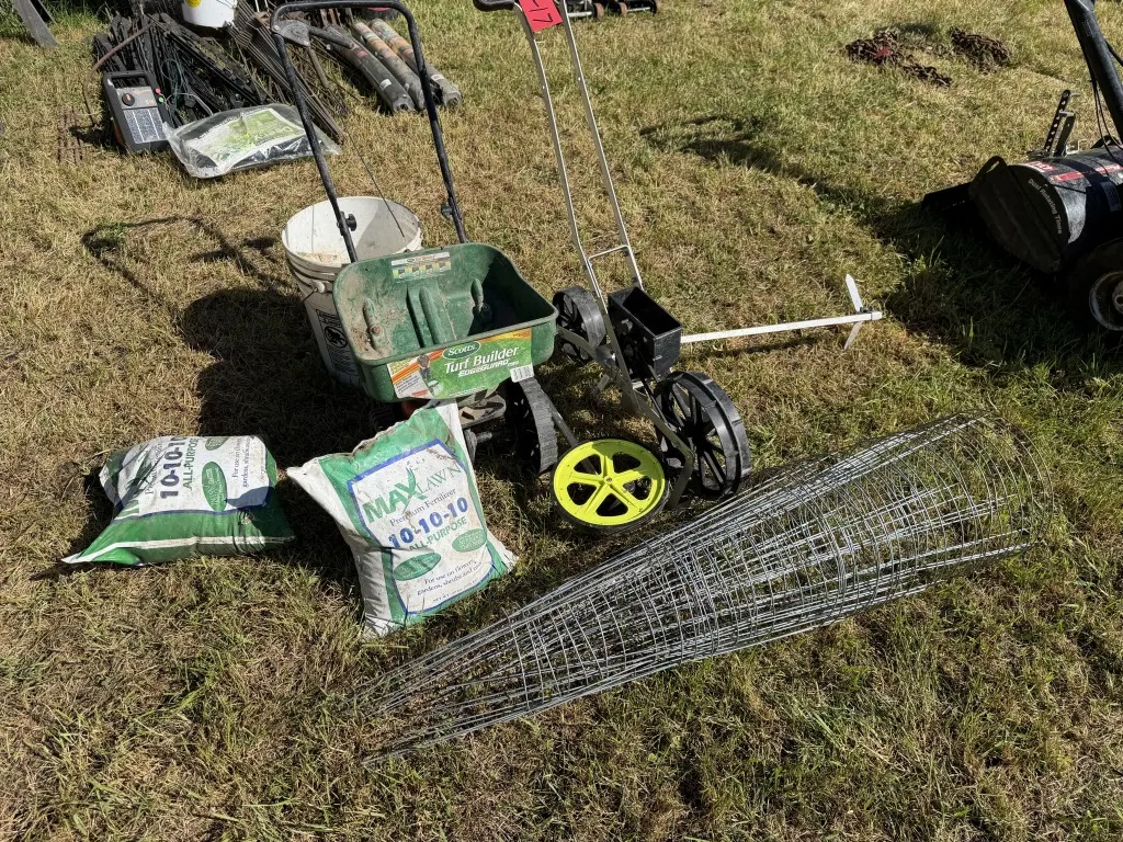 Garden Seeder, Fertilizer Spreader, And Tomato Rings (Lot 17)