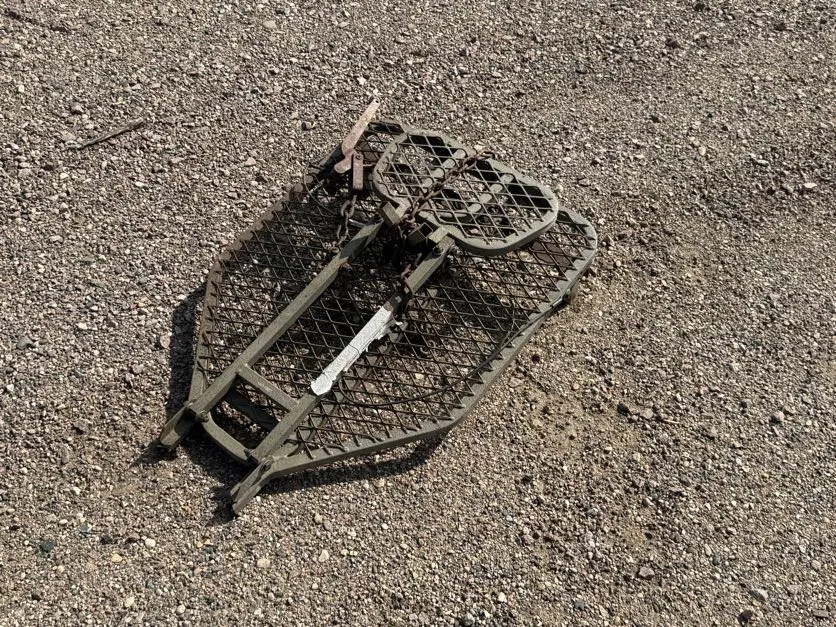 Portable Tree Stand With Wrap Around Chain