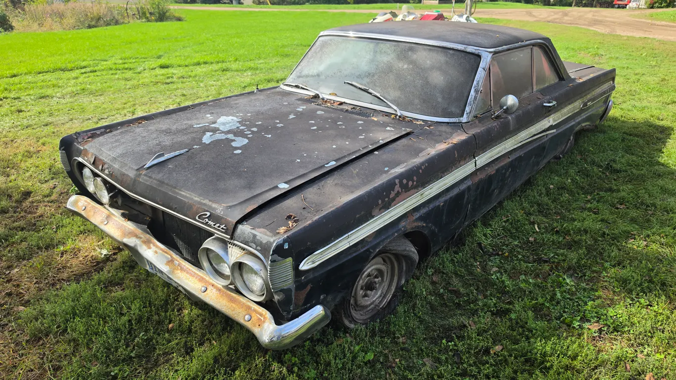 1964 Mercury Comet 2 Door, 289 Engine, 4 Speed, Possible K Code Car, VIN: 4H231K552492, Has Title, H