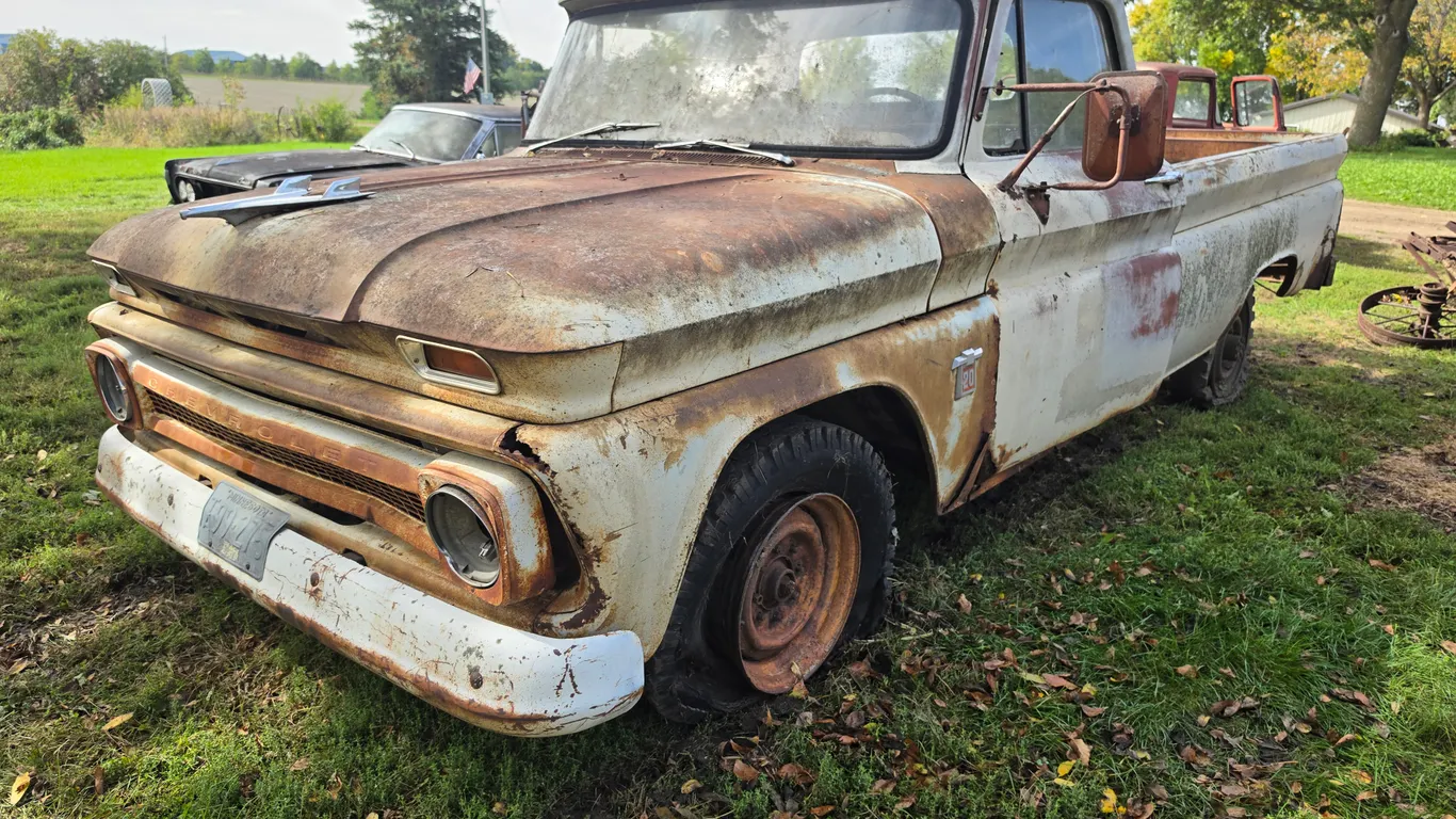 60’s Chevrolet 20 Single Cab Pickup, 283 – 4 Barrel with Power Pack Heads, 4 Speed Transmission, No