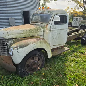 International KB-5, Approx 40’s Model, No Title, Has Not Ran in a Number of Years