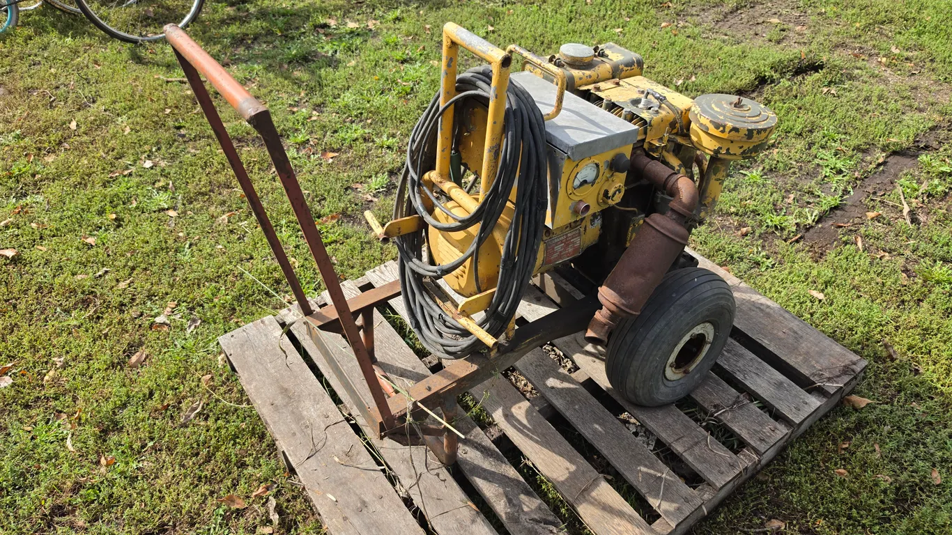 Fairbanks-Morse Gas Powered Jump Start Unit on Cart, Has Not Ran in a Number of Years