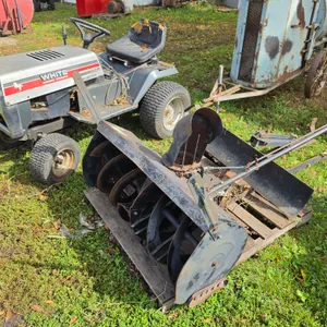 White GT-1810 Lawn Mower with Snowblower and Blade Attachments, 4 Speed, 18 Twin Engine, Ran Summer
