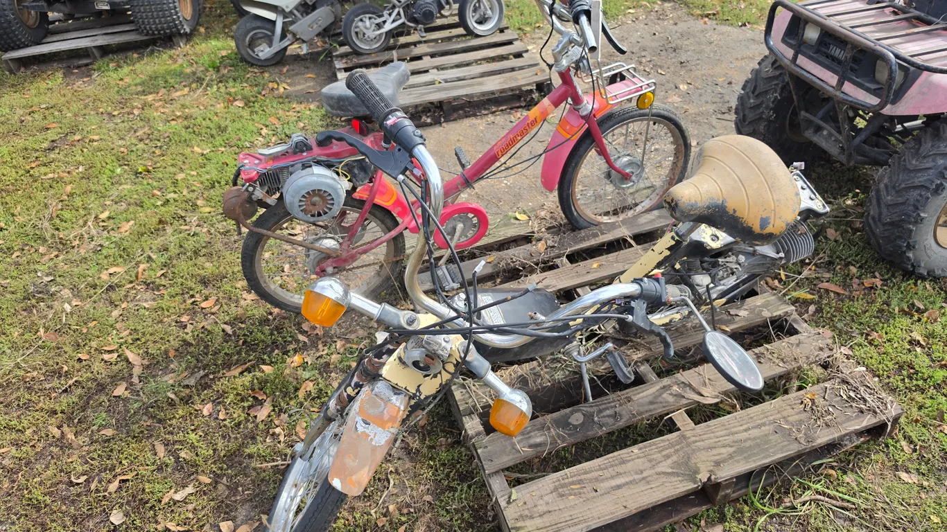 (2) AMC Road Master Mopeds, Approx 1980 and 1978, Has Not Ran in a Number of Years, Buying Both for