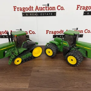 John Deere 9400 and 9400T 1/16 Scale Toy Tractors