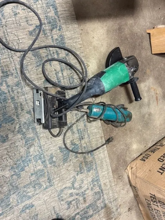 (2) Hand Grinders And Scroll Saw (The Bigger Grinder Has Never Been Used), Buying All for One Money