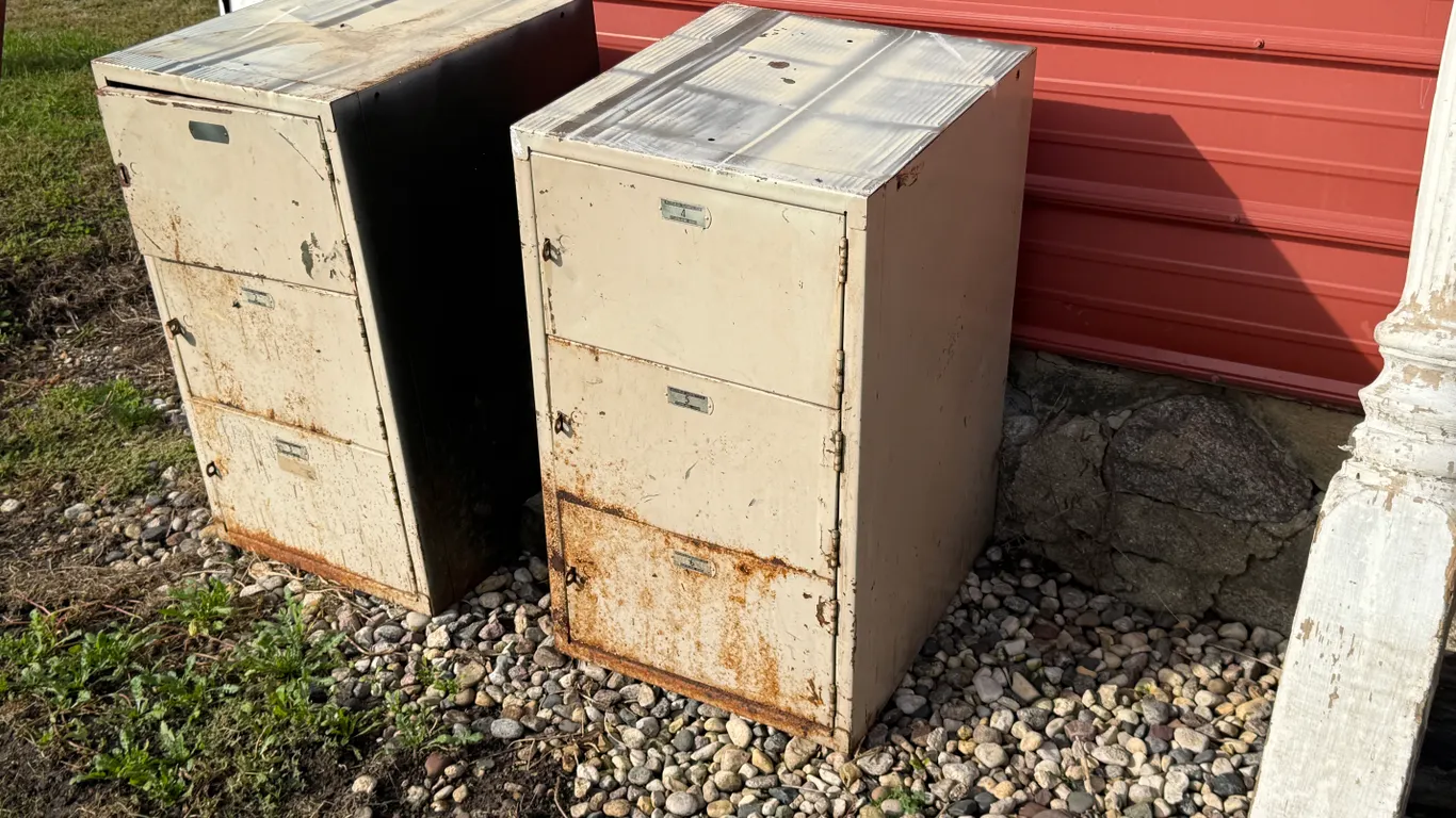 (2) Metal School Lockers, Buying All for One Money