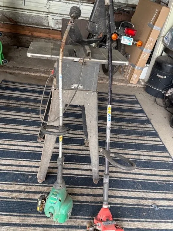 Craftsman Model 7 1/2" Table Saw And 2 Gas Weed Eaters, Unsure Of Condition