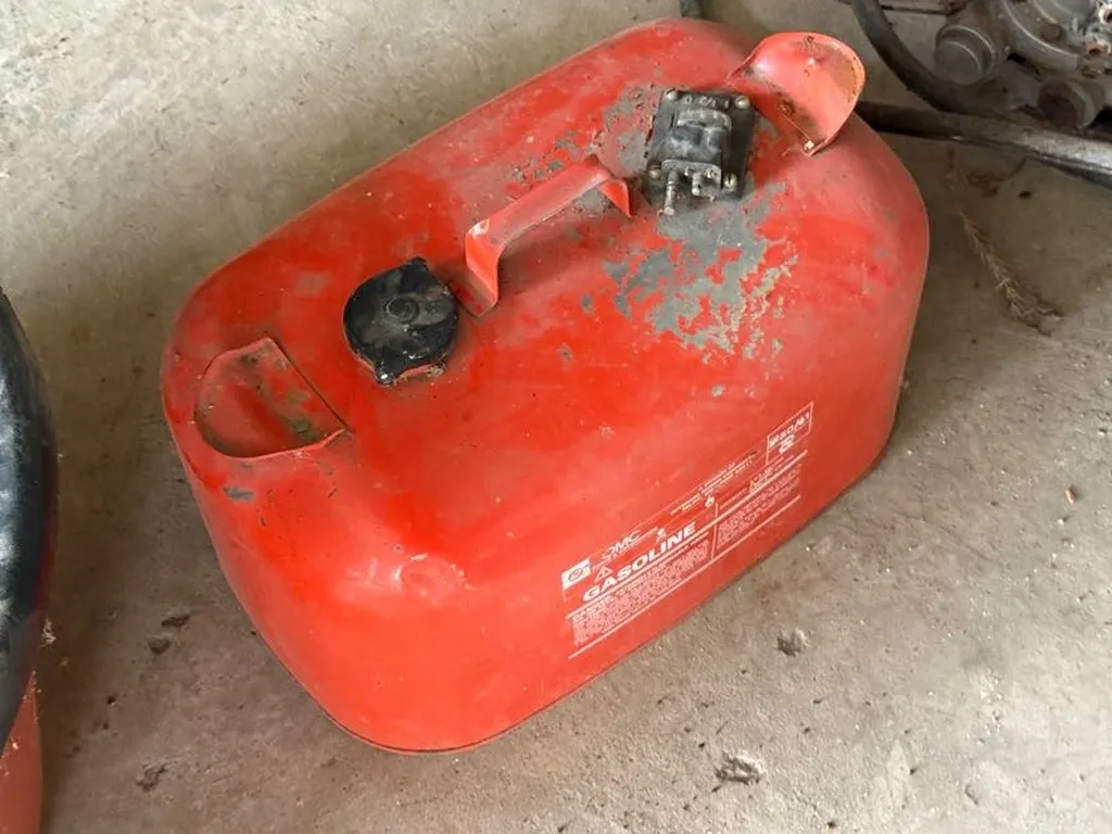 5 Gal Boat Gas Can