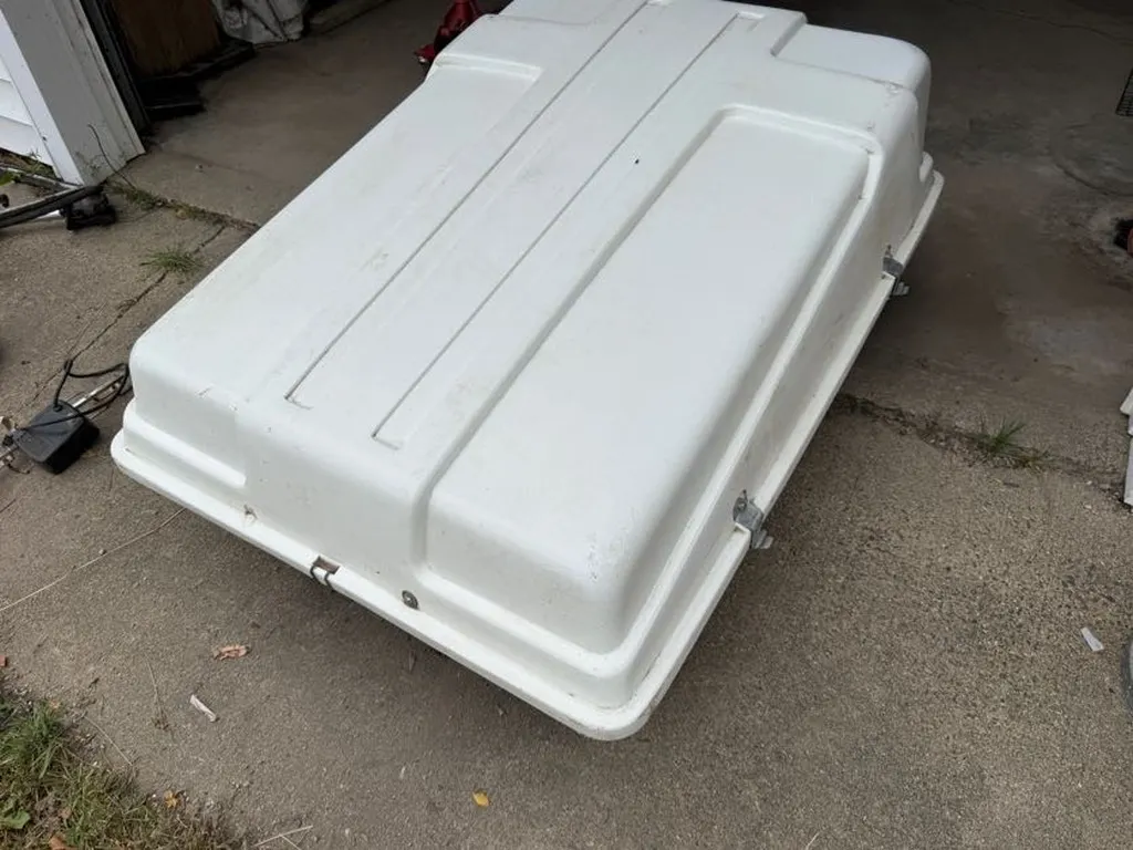 Car Top Carrier, 32" X 44" X 19" High